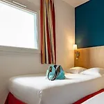 Lumiere Hotel 2*