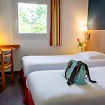 Lumiere Hotel 2*