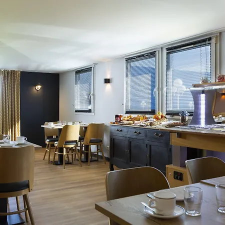 Hotel Lumiere 2*